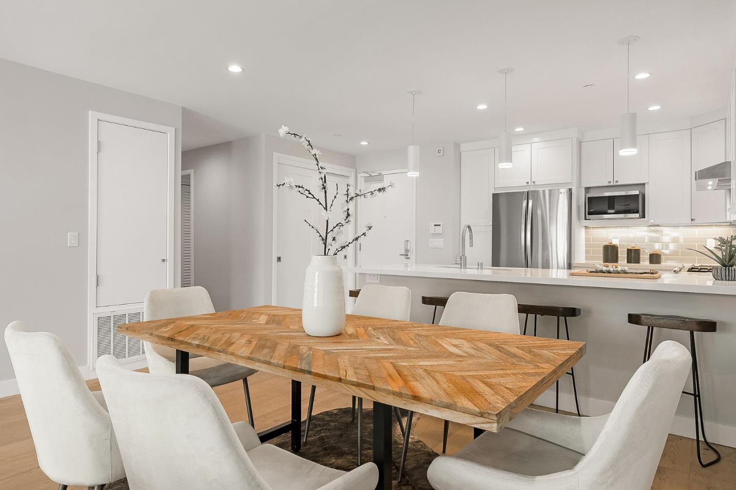 Detail Gallery Image 9 of 26 For 30 Hermosa Ave #203,  Millbrae,  CA 94030 - 3 Beds | 2 Baths