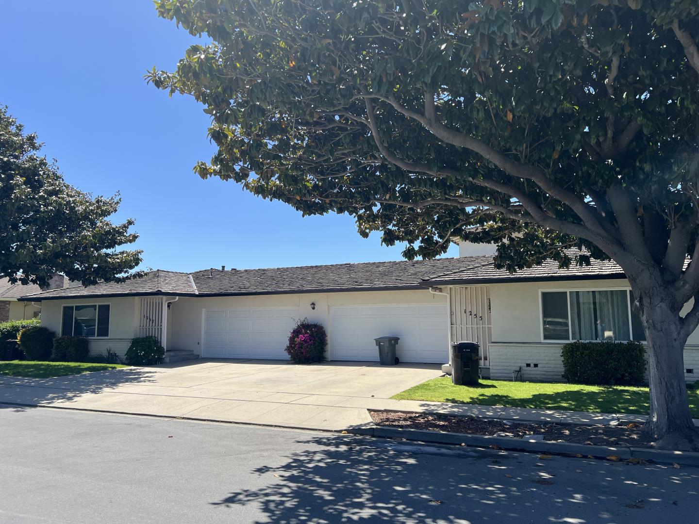 Detail Gallery Image 2 of 29 For 1255 San Blanco Dr, Salinas,  CA 93901 - – Beds | – Baths
