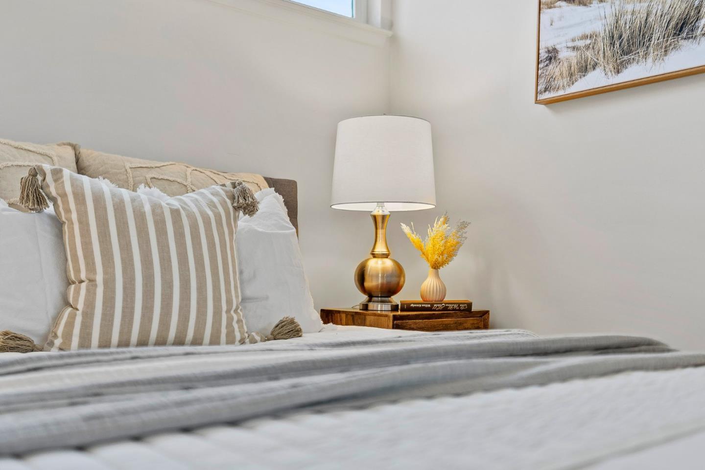 Detail Gallery Image 37 of 61 For 9 Rockview Dr, Santa Cruz,  CA 95062 - 4 Beds | 3 Baths