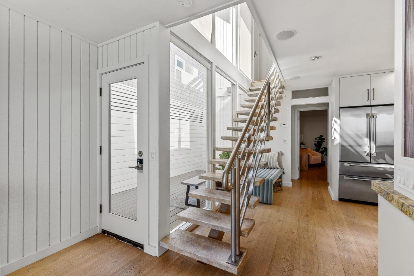 Detail Gallery Image 42 of 61 For 9 Rockview Dr, Santa Cruz,  CA 95062 - 4 Beds | 3 Baths