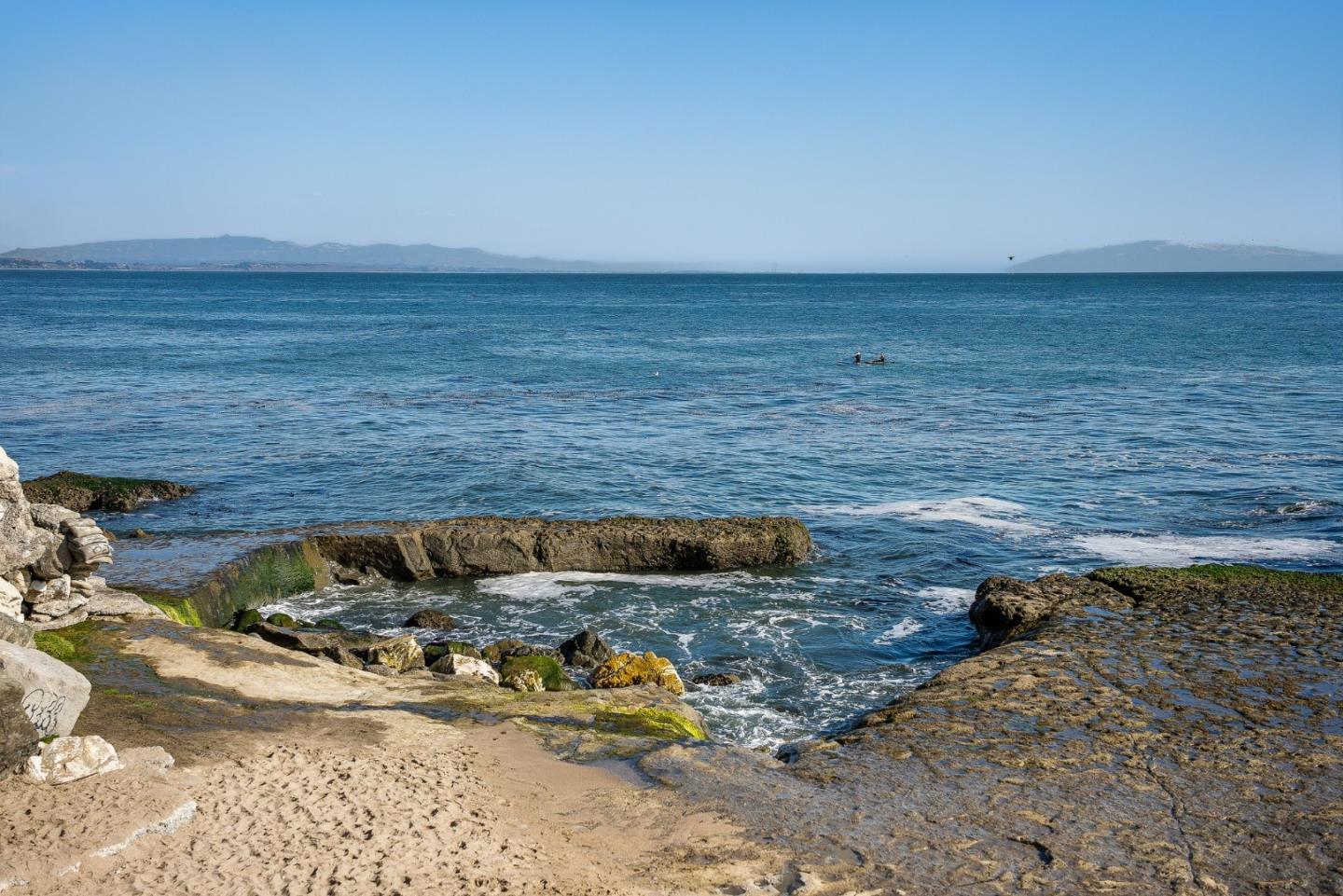 Detail Gallery Image 54 of 61 For 9 Rockview Dr, Santa Cruz,  CA 95062 - 4 Beds | 3 Baths