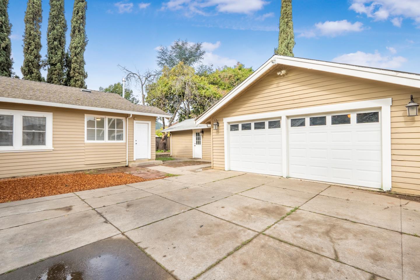 Detail Gallery Image 19 of 42 For 395 E Dunne Ave, Morgan Hill,  CA 95037 - 2 Beds | 1 Baths