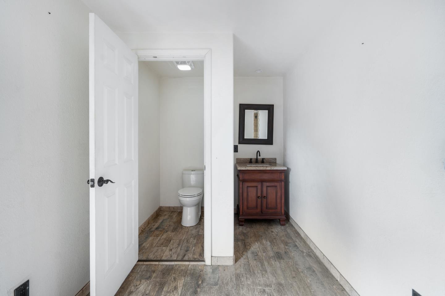 Detail Gallery Image 22 of 42 For 395 E Dunne Ave, Morgan Hill,  CA 95037 - 2 Beds | 1 Baths