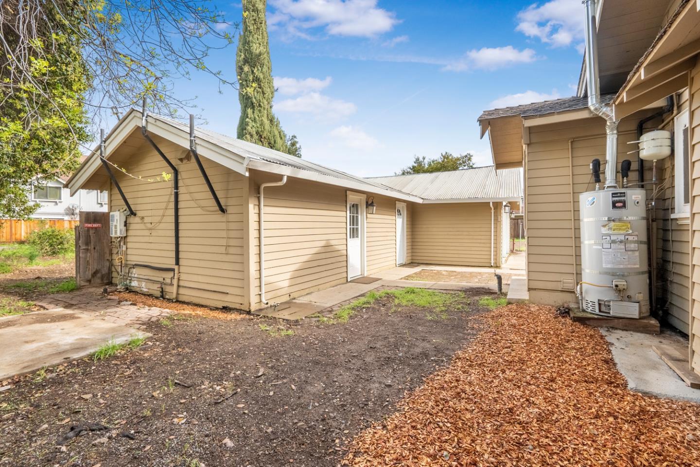 Detail Gallery Image 25 of 42 For 395 E Dunne Ave, Morgan Hill,  CA 95037 - 2 Beds | 1 Baths