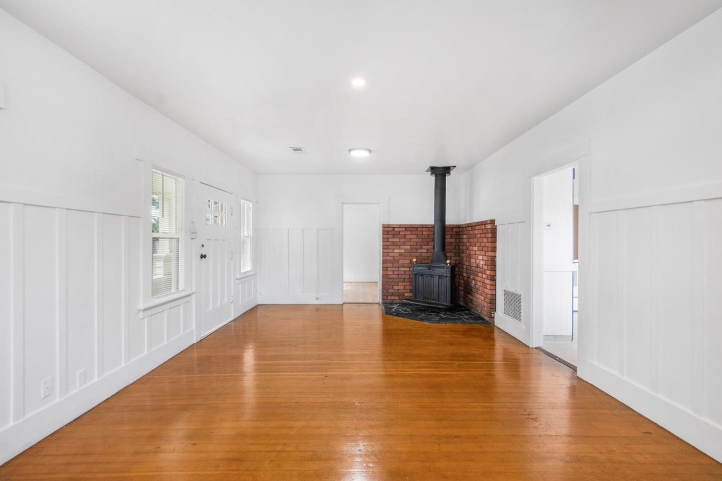 Detail Gallery Image 6 of 42 For 395 E Dunne Ave, Morgan Hill,  CA 95037 - 2 Beds | 1 Baths