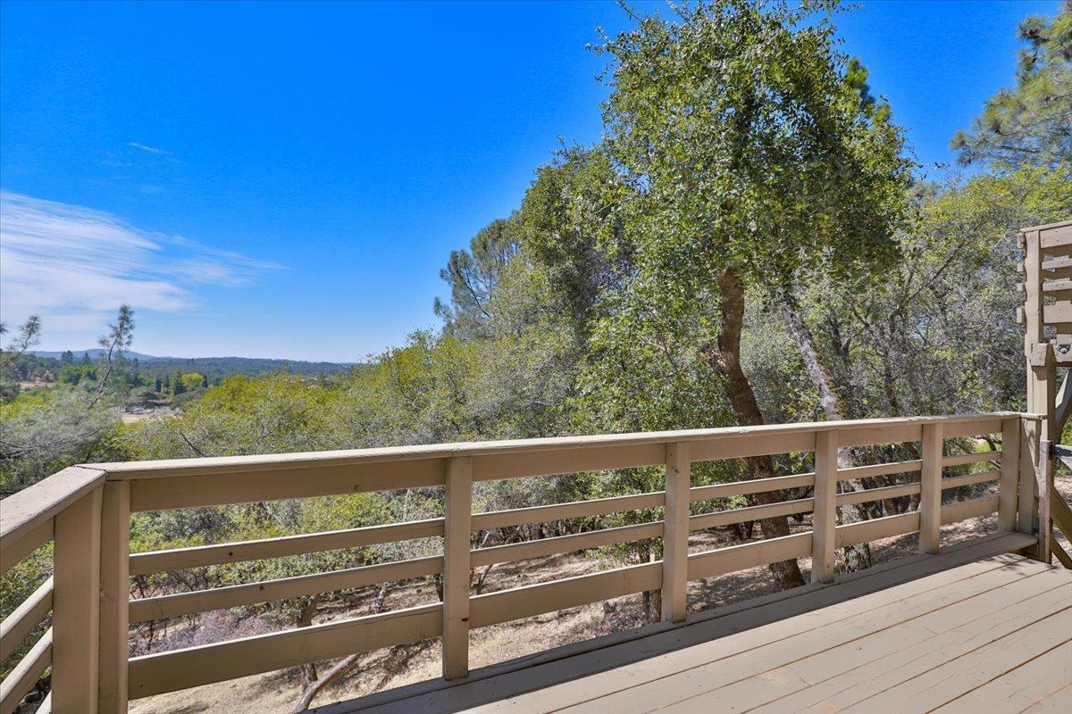 Detail Gallery Image 10 of 31 For 1416 Blue Tent Ct, Cool,  CA 95614 - 3 Beds | 3 Baths