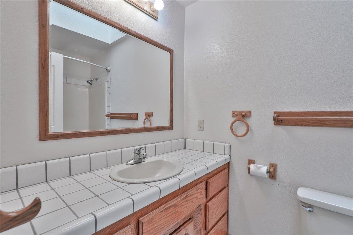 Detail Gallery Image 19 of 31 For 1416 Blue Tent Ct, Cool,  CA 95614 - 3 Beds | 3 Baths
