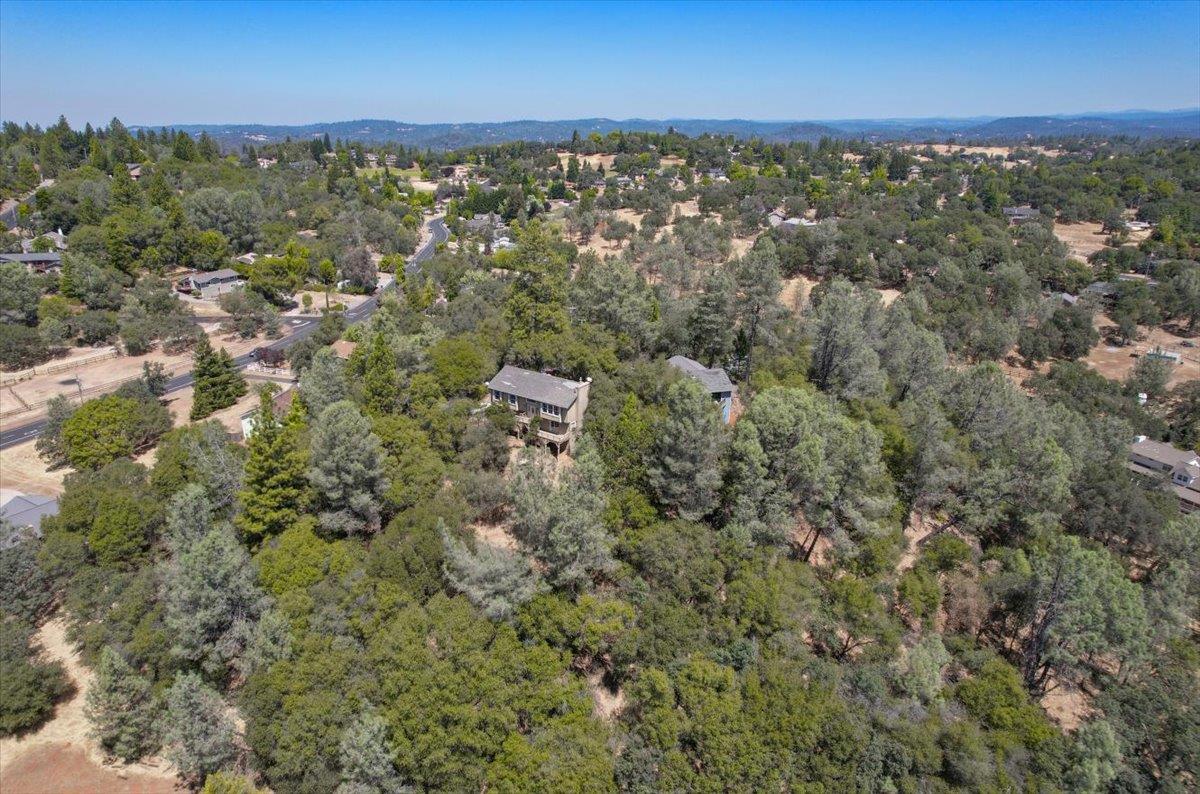 Detail Gallery Image 2 of 31 For 1416 Blue Tent Ct, Cool,  CA 95614 - 3 Beds | 3 Baths