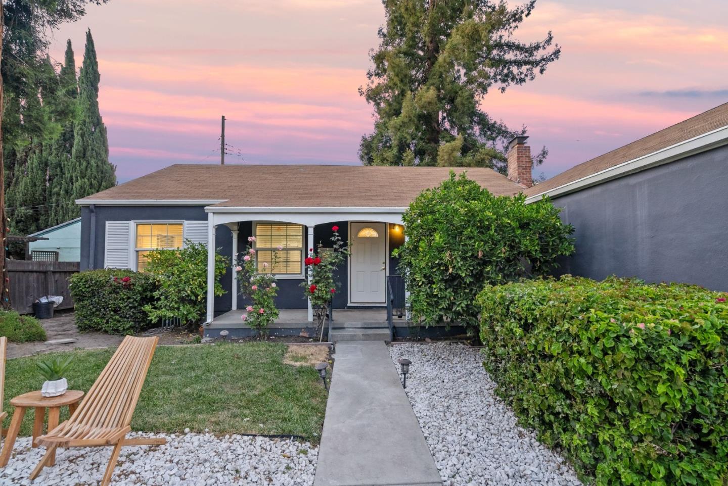 Detail Gallery Image 3 of 73 For 2289 Newhall St, Santa Clara,  CA 95050 - 3 Beds | 1 Baths