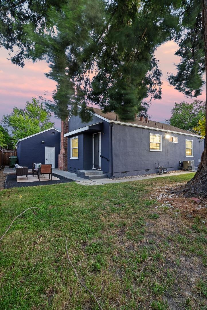 Detail Gallery Image 60 of 73 For 2289 Newhall St, Santa Clara,  CA 95050 - 3 Beds | 1 Baths
