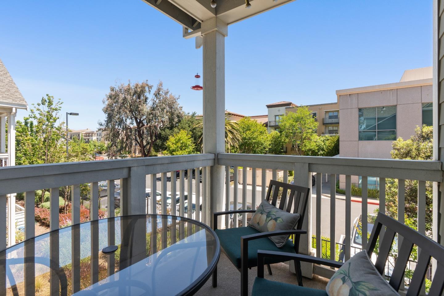 Detail Gallery Image 16 of 26 For 320 Circuit Way, Mountain View,  CA 94043 - 4 Beds | 3/1 Baths