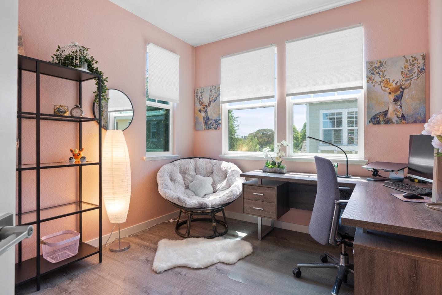 Detail Gallery Image 24 of 26 For 320 Circuit Way, Mountain View,  CA 94043 - 4 Beds | 3/1 Baths