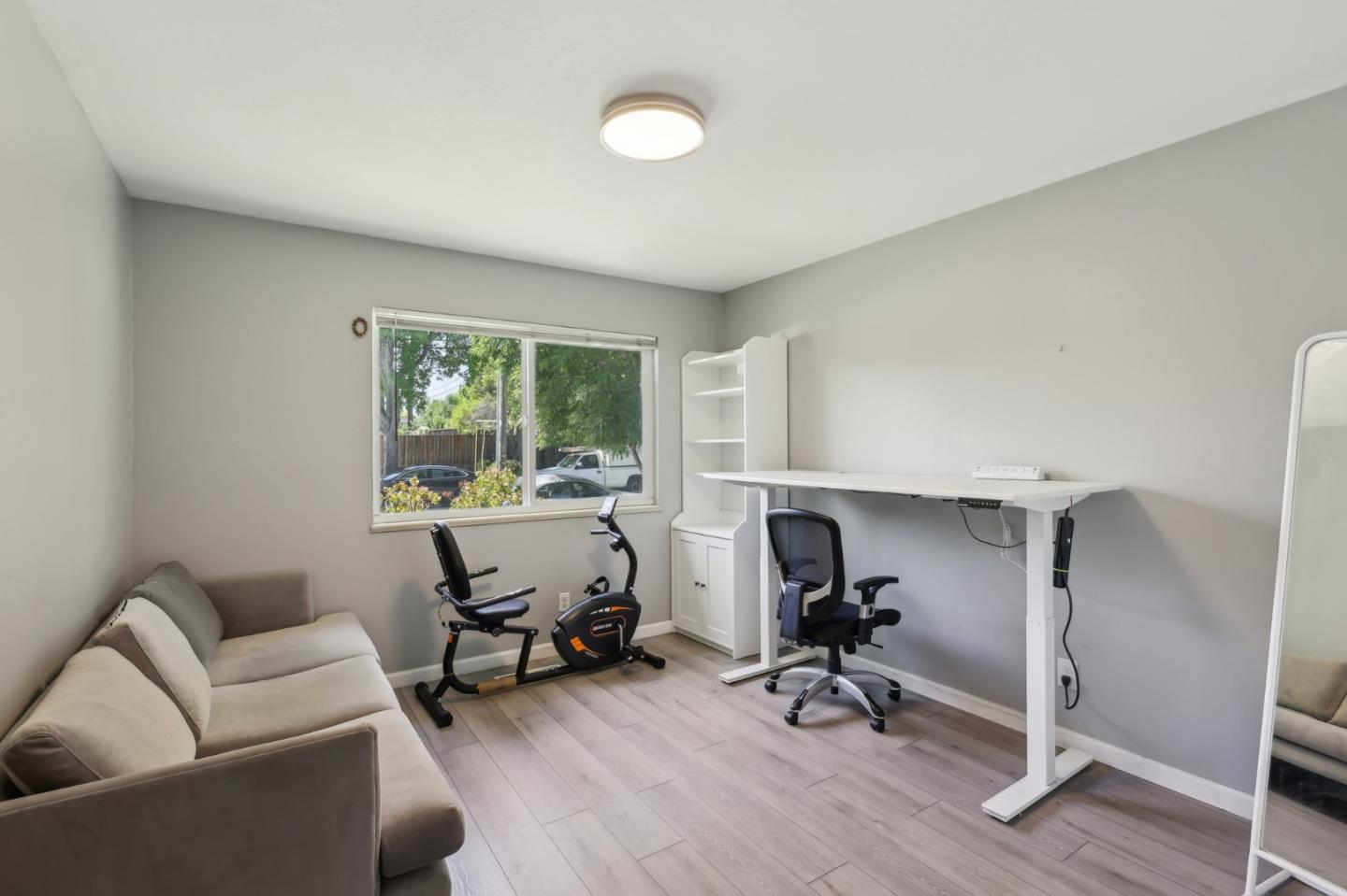 Detail Gallery Image 14 of 31 For 4373 Blackford Ave, San Jose,  CA 95129 - – Beds | – Baths