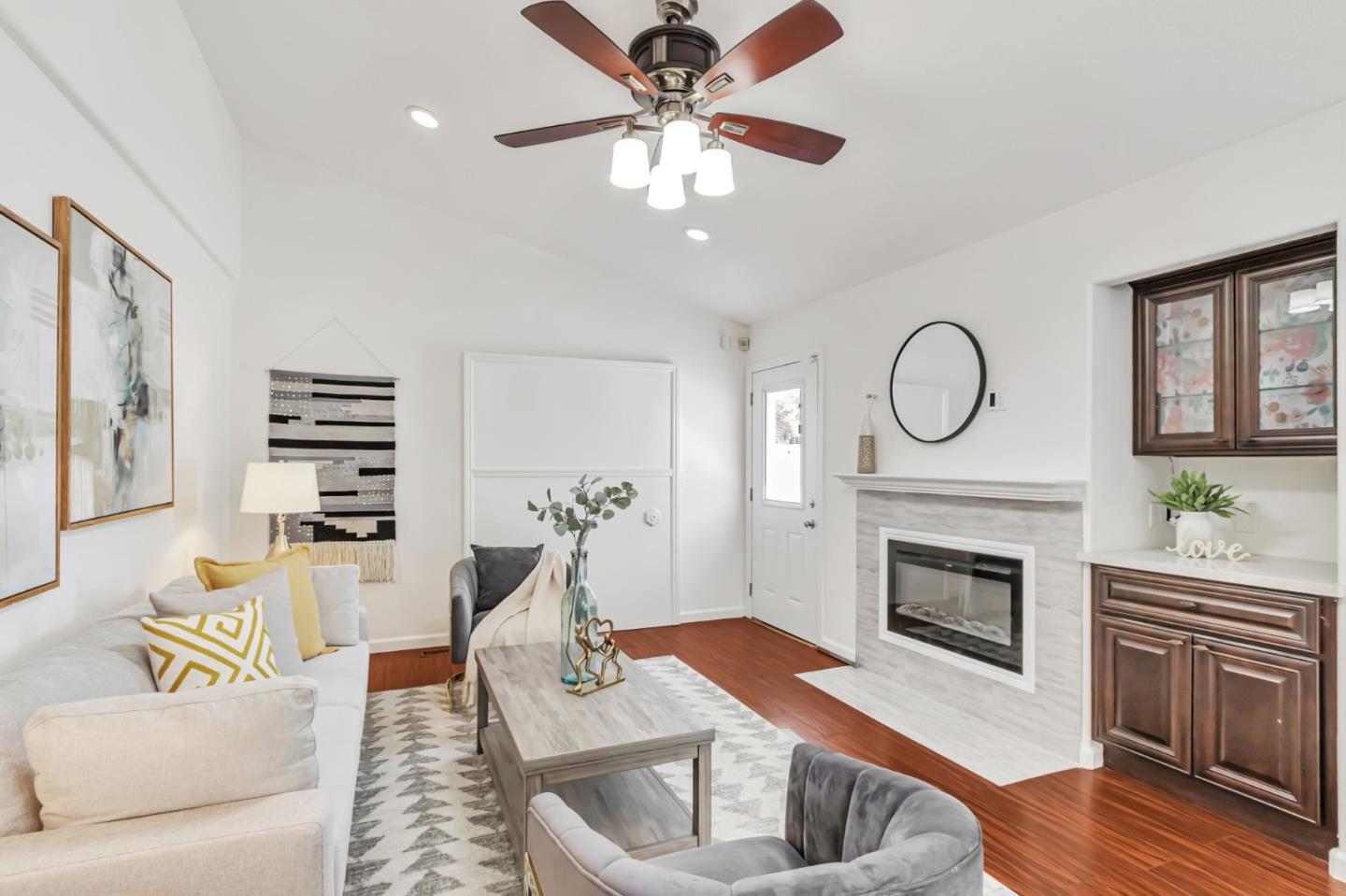 Detail Gallery Image 14 of 43 For 2918 Stanhope Dr, San Jose,  CA 95121 - 4 Beds | 2 Baths