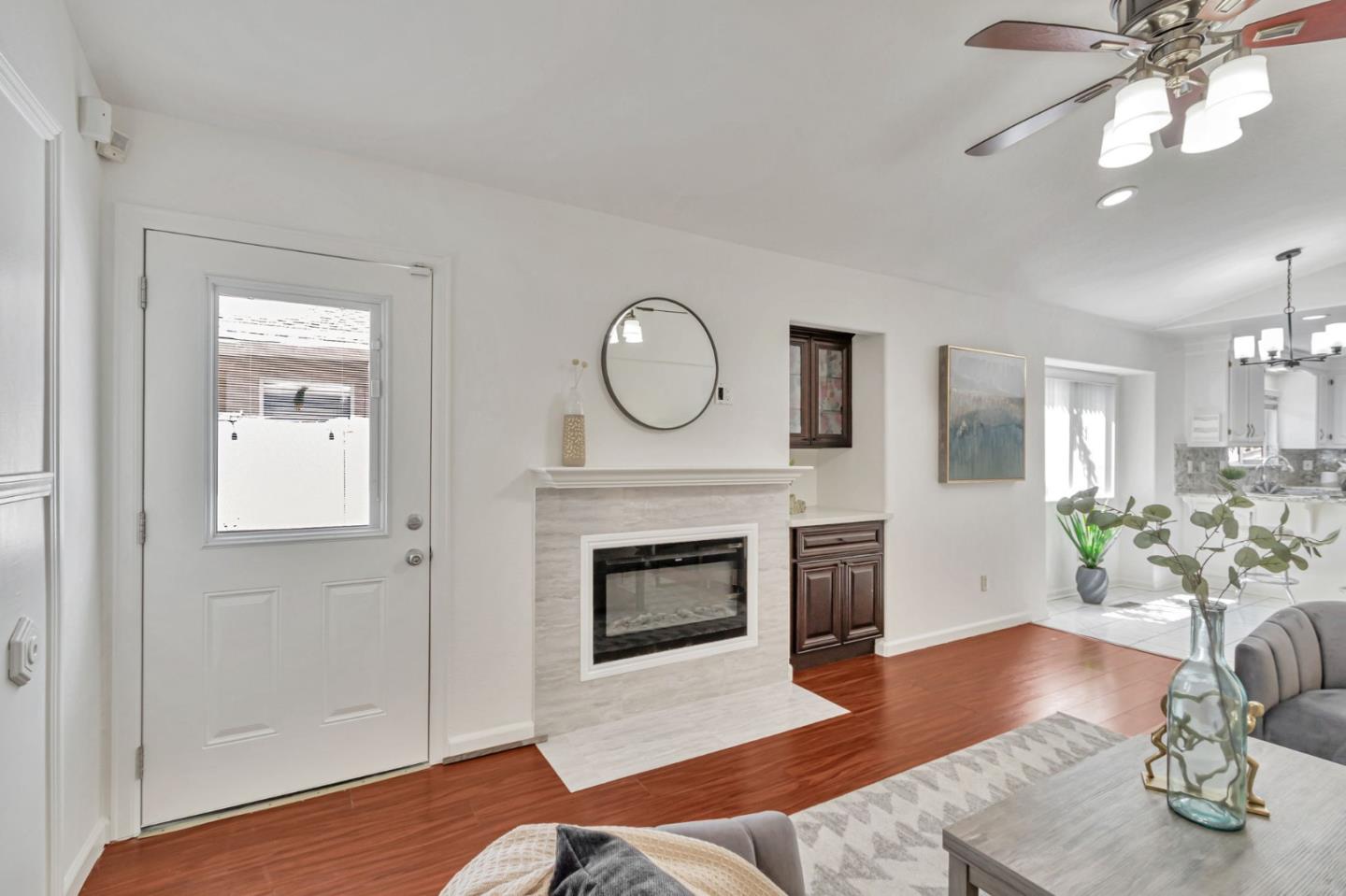 Detail Gallery Image 15 of 43 For 2918 Stanhope Dr, San Jose,  CA 95121 - 4 Beds | 2 Baths