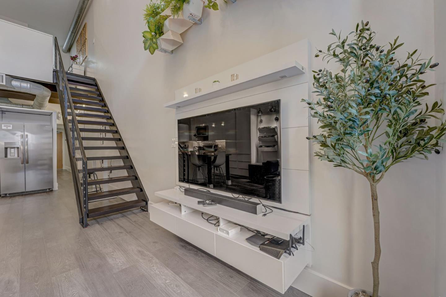Detail Gallery Image 11 of 31 For 334 Santana Row #329,  San Jose,  CA 95128 - 1 Beds | 1/1 Baths