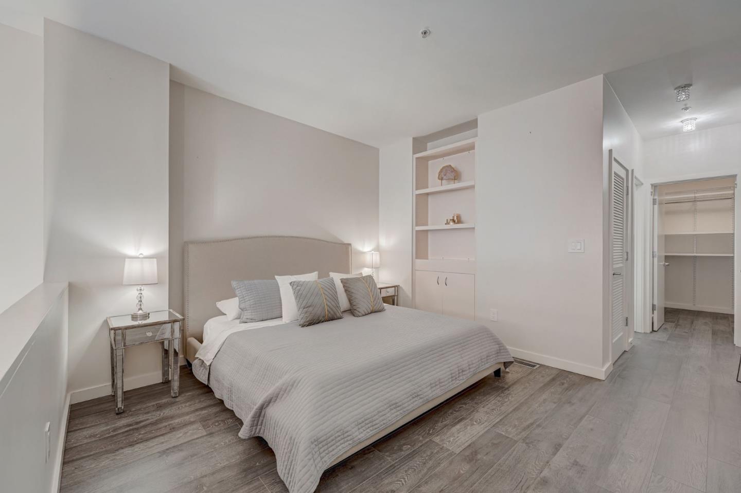 Detail Gallery Image 19 of 31 For 334 Santana Row #329,  San Jose,  CA 95128 - 1 Beds | 1/1 Baths