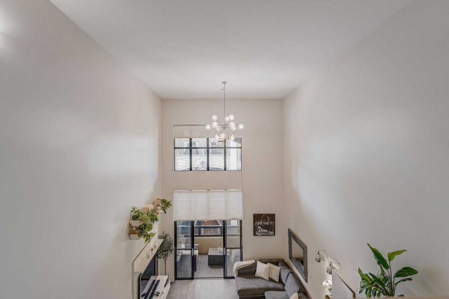 Detail Gallery Image 20 of 31 For 334 Santana Row #329,  San Jose,  CA 95128 - 1 Beds | 1/1 Baths