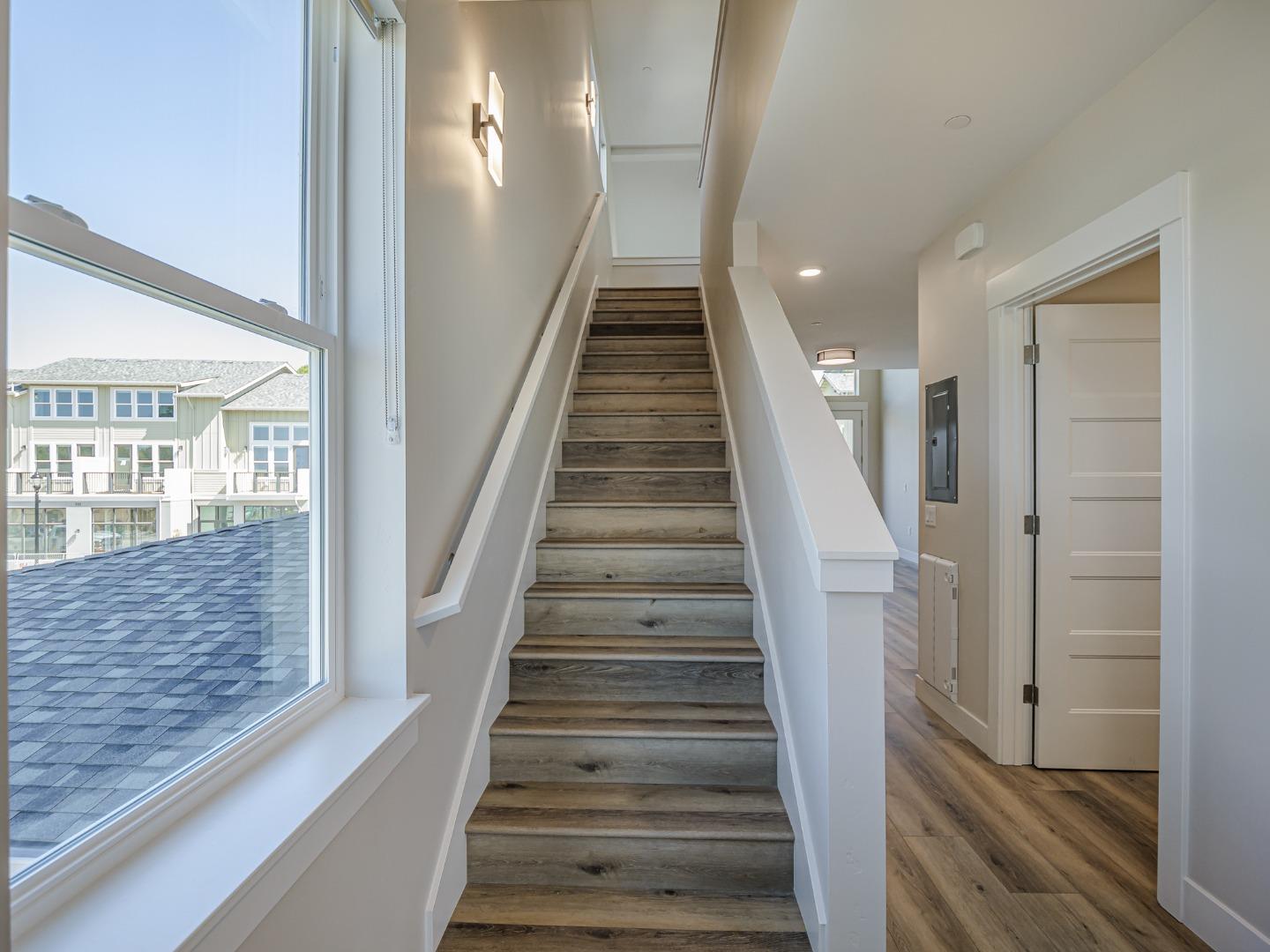 Detail Gallery Image 14 of 28 For 116 Aptos Village Way #1,  Aptos,  CA 95003 - 2 Beds | 2 Baths