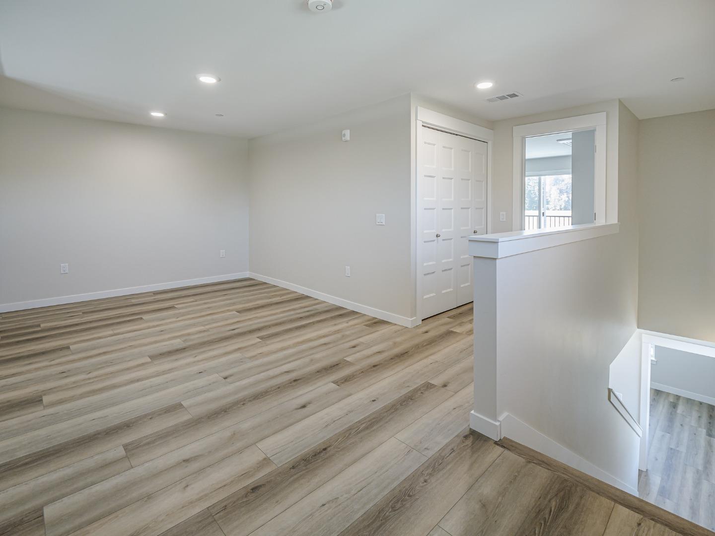 Detail Gallery Image 16 of 28 For 116 Aptos Village Way #1,  Aptos,  CA 95003 - 2 Beds | 2 Baths