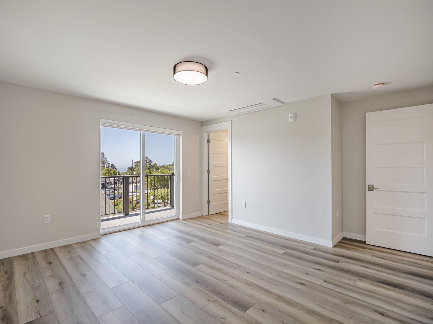 Detail Gallery Image 20 of 28 For 116 Aptos Village Way #1,  Aptos,  CA 95003 - 2 Beds | 2 Baths