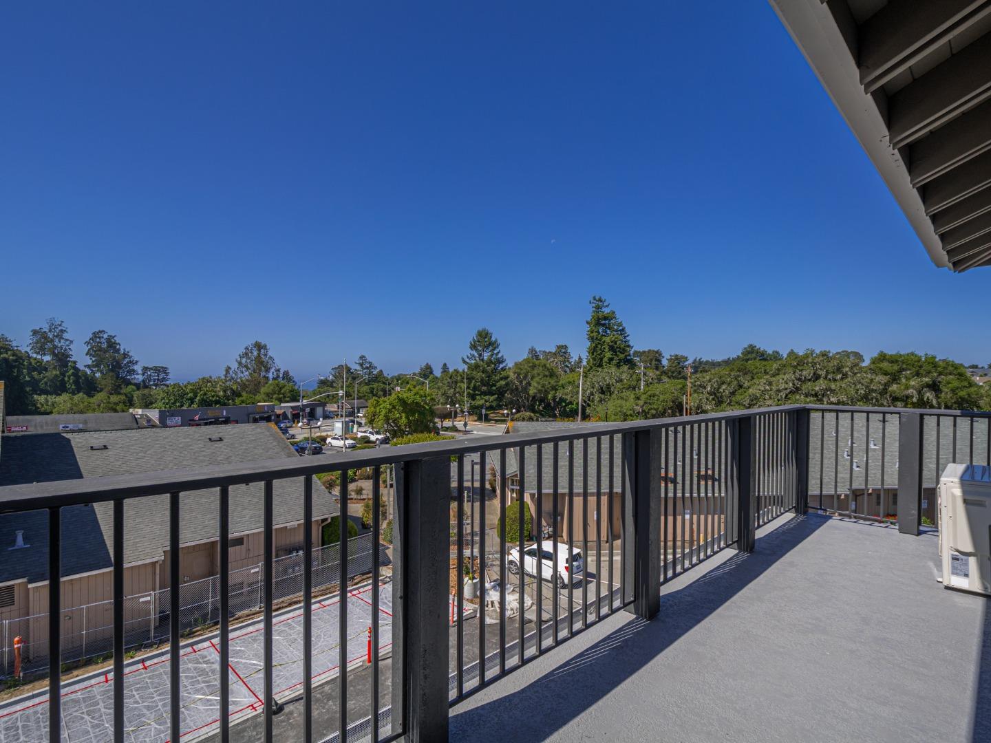 Detail Gallery Image 24 of 28 For 116 Aptos Village Way #1,  Aptos,  CA 95003 - 2 Beds | 2 Baths