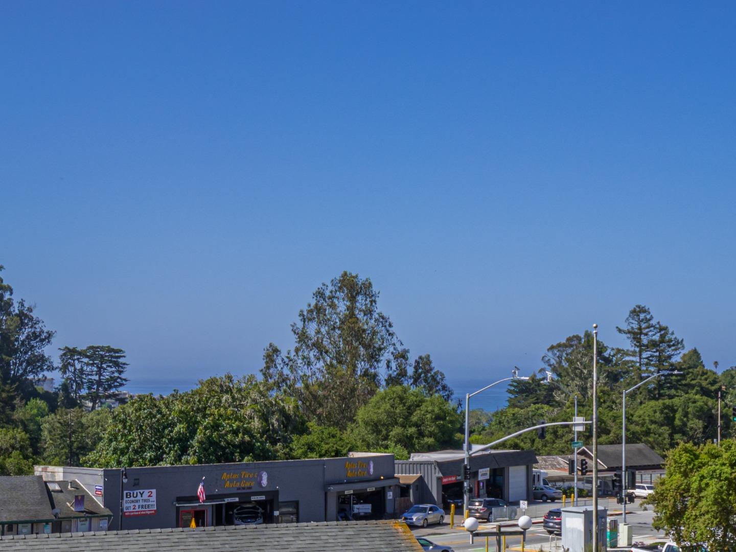 Detail Gallery Image 25 of 28 For 116 Aptos Village Way #1,  Aptos,  CA 95003 - 2 Beds | 2 Baths