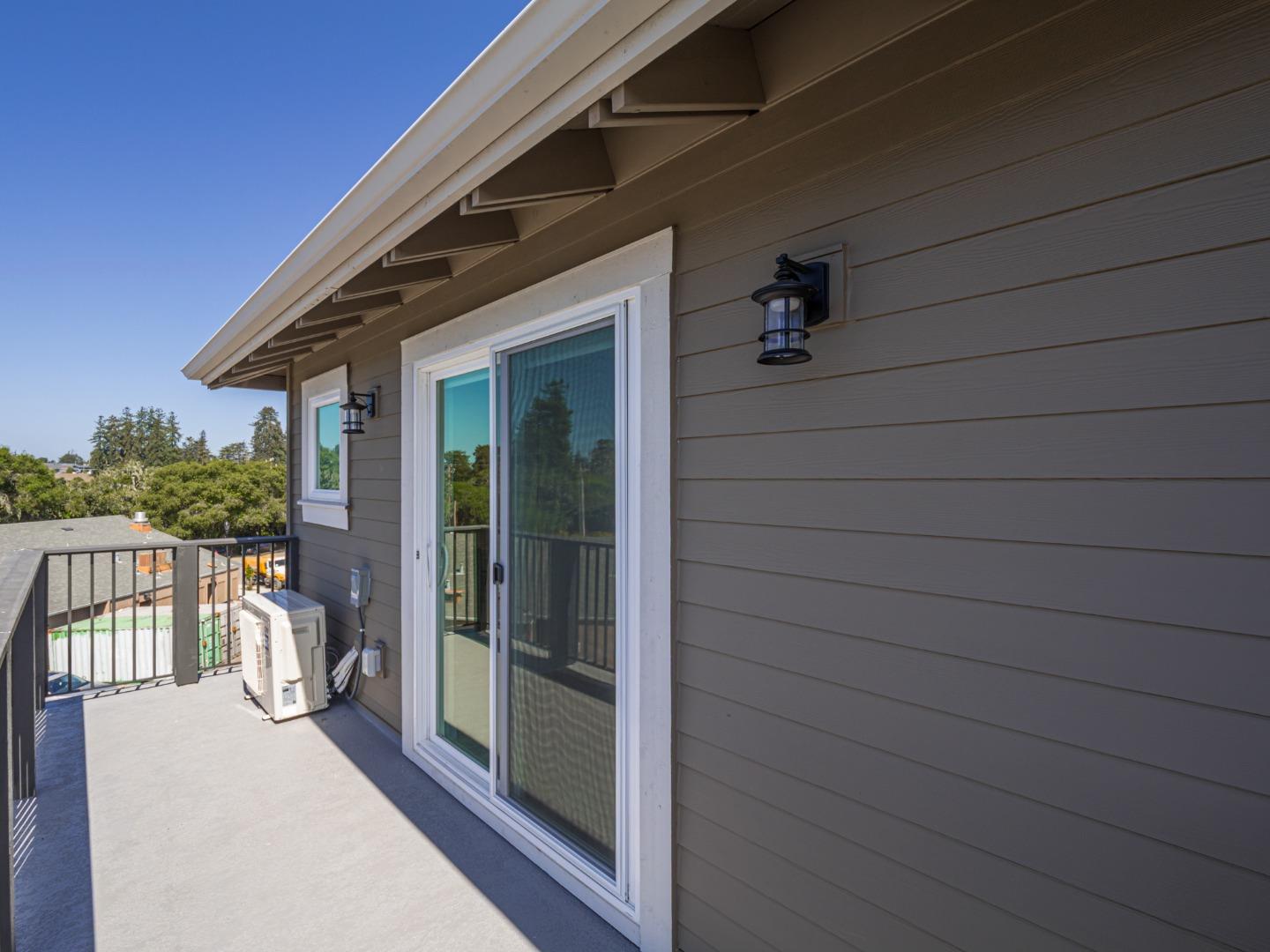 Detail Gallery Image 26 of 28 For 116 Aptos Village Way #1,  Aptos,  CA 95003 - 2 Beds | 2 Baths