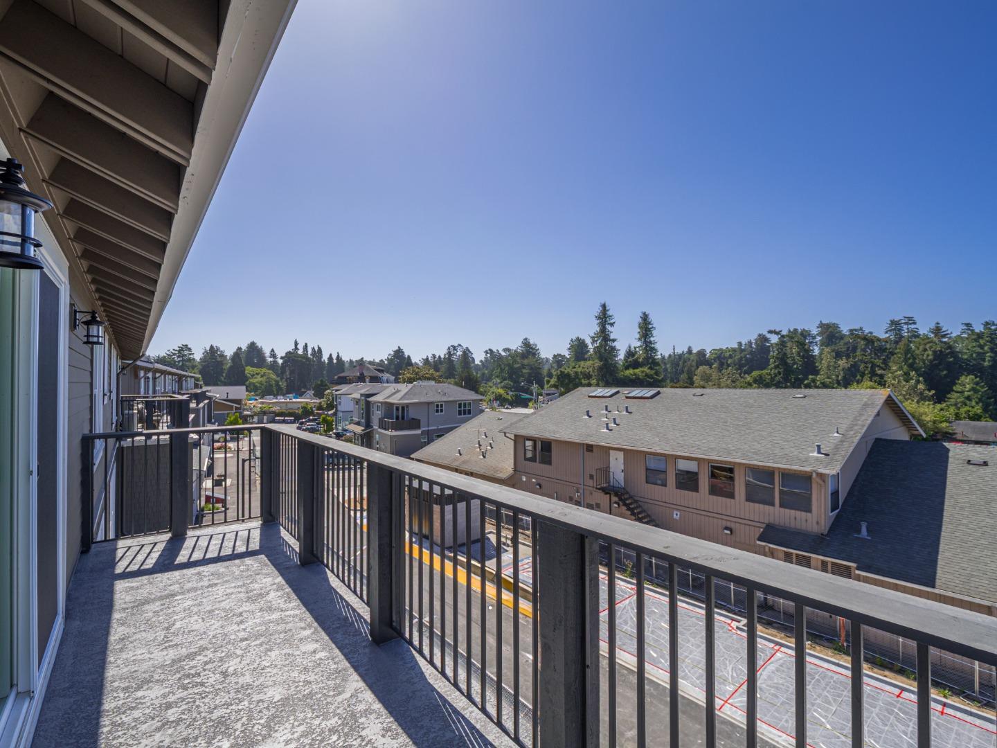 Detail Gallery Image 27 of 28 For 116 Aptos Village Way #1,  Aptos,  CA 95003 - 2 Beds | 2 Baths