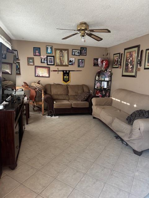 Detail Gallery Image 9 of 18 For 1216 San Antonio Dr, King City,  CA 93930 - 3 Beds | 1/1 Baths
