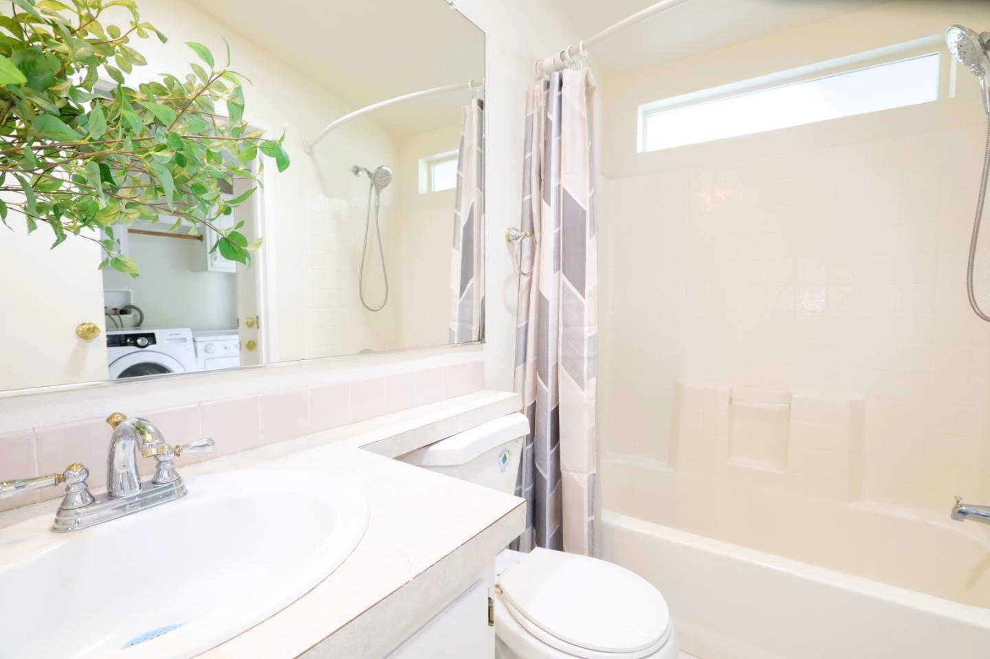Detail Gallery Image 24 of 32 For 600 E Weddell Dr #9,  Sunnyvale,  CA 94089 - 3 Beds | 2 Baths
