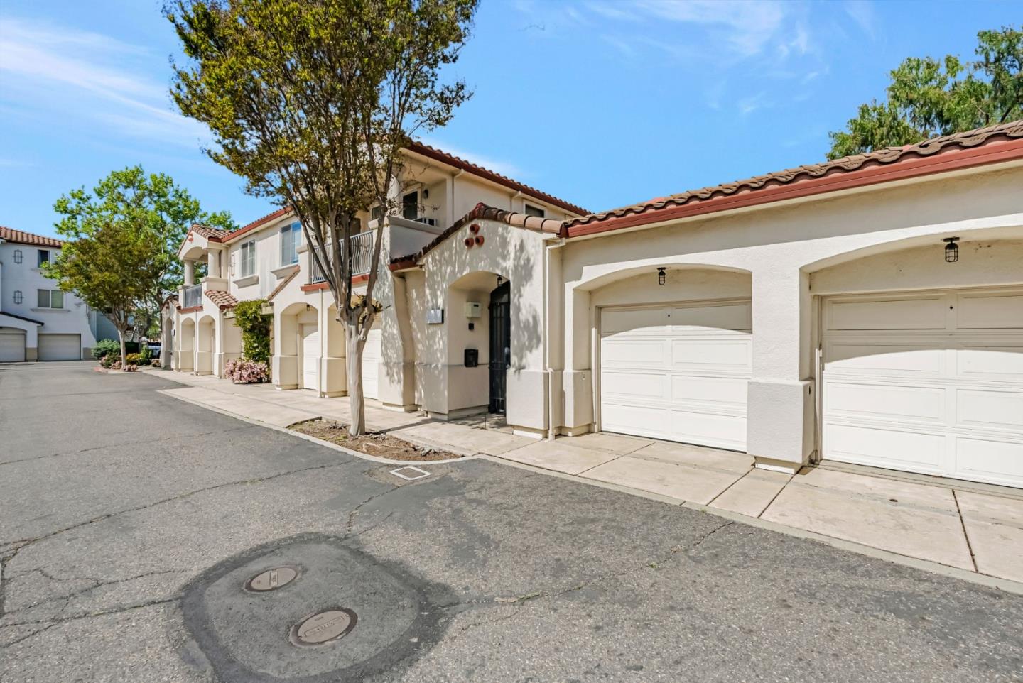 Detail Gallery Image 3 of 43 For 35580 Monterra Ter #102,  Union City,  CA 94587 - 2 Beds | 3 Baths