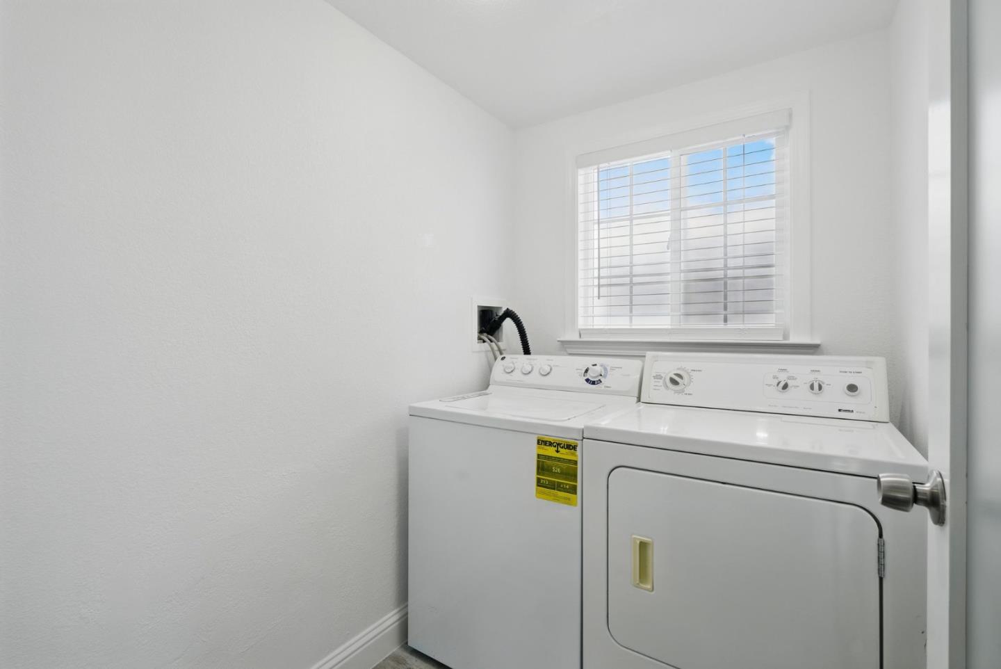 Detail Gallery Image 10 of 30 For 3015 E Bayshore Rd #169,  Redwood City,  CA 94063 - 2 Beds | 2 Baths