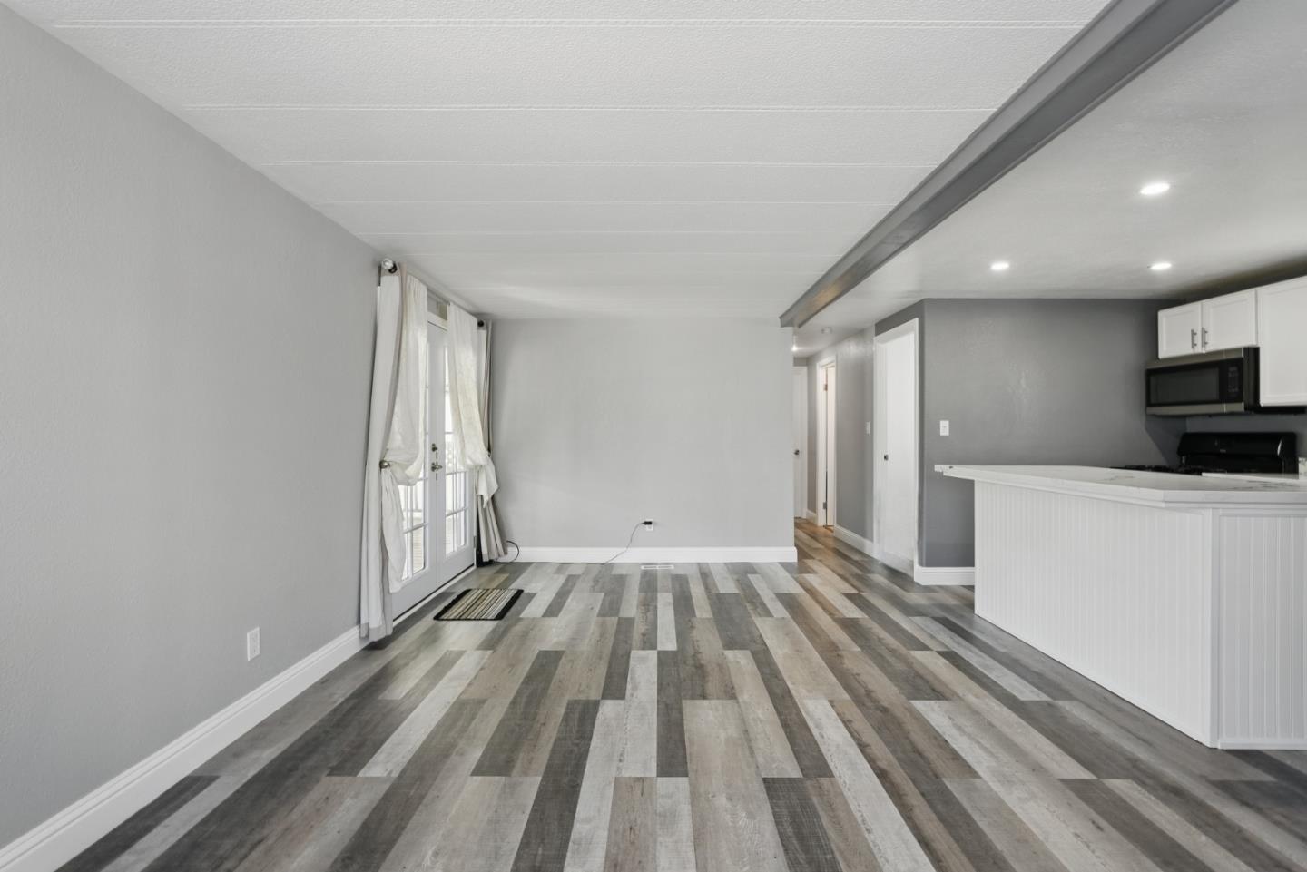 Detail Gallery Image 11 of 30 For 3015 E Bayshore Rd #169,  Redwood City,  CA 94063 - 2 Beds | 2 Baths