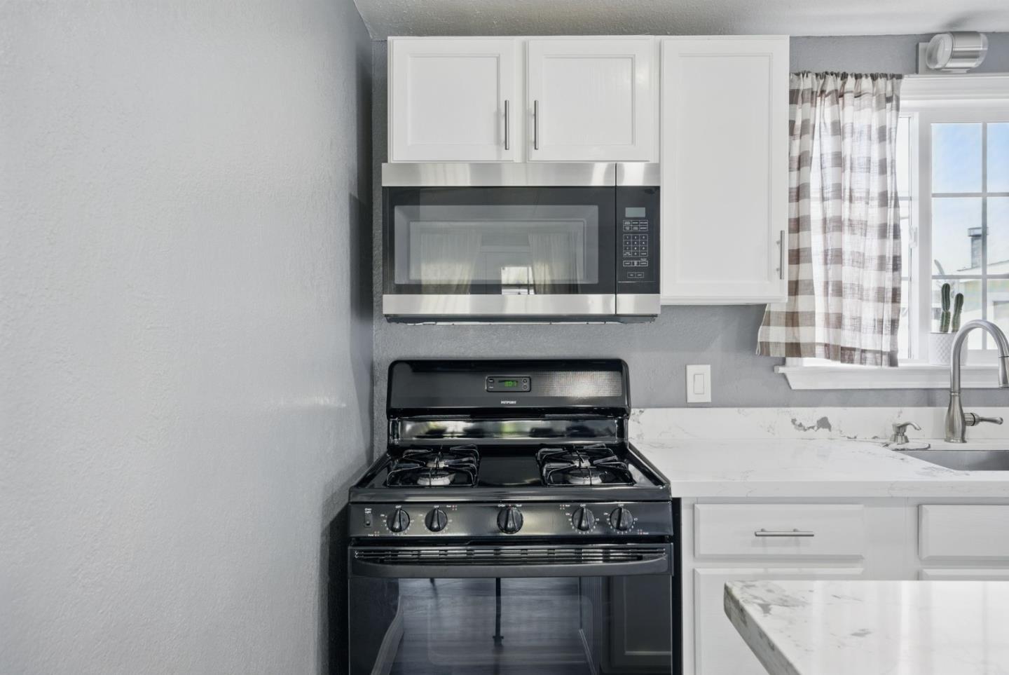 Detail Gallery Image 14 of 30 For 3015 E Bayshore Rd #169,  Redwood City,  CA 94063 - 2 Beds | 2 Baths