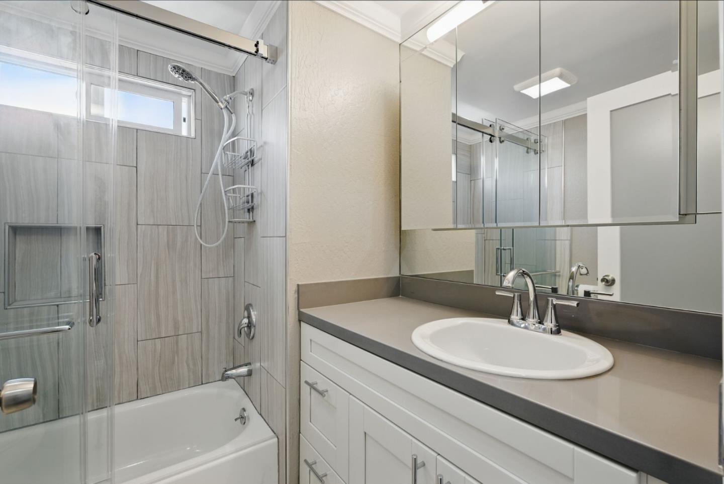 Detail Gallery Image 3 of 30 For 3015 E Bayshore Rd #169,  Redwood City,  CA 94063 - 2 Beds | 2 Baths