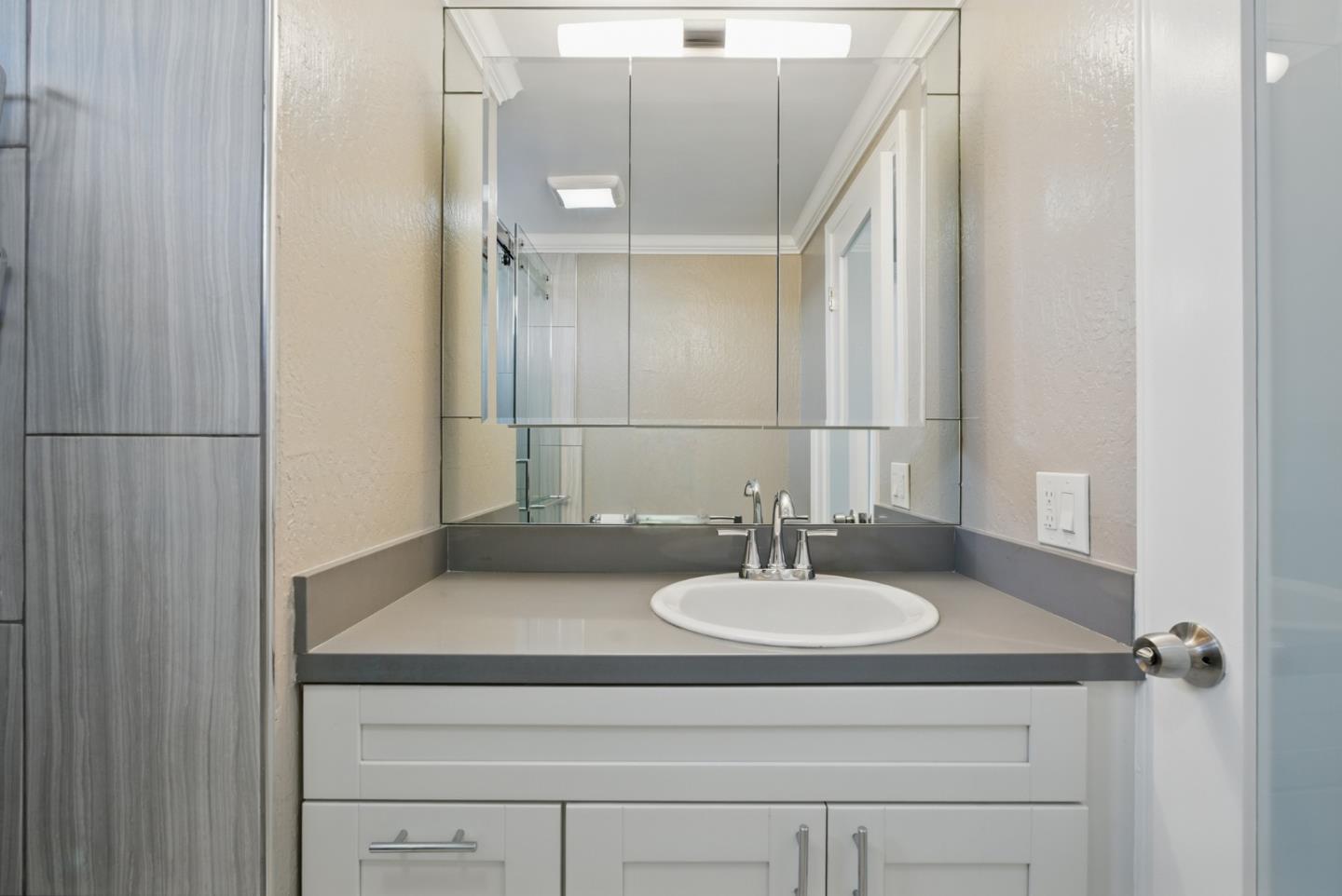 Detail Gallery Image 5 of 30 For 3015 E Bayshore Rd #169,  Redwood City,  CA 94063 - 2 Beds | 2 Baths