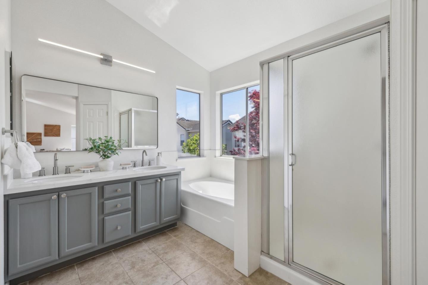 Detail Gallery Image 32 of 51 For 4216 Verdigris Cir, San Jose,  CA 95134 - 3 Beds | 2/1 Baths