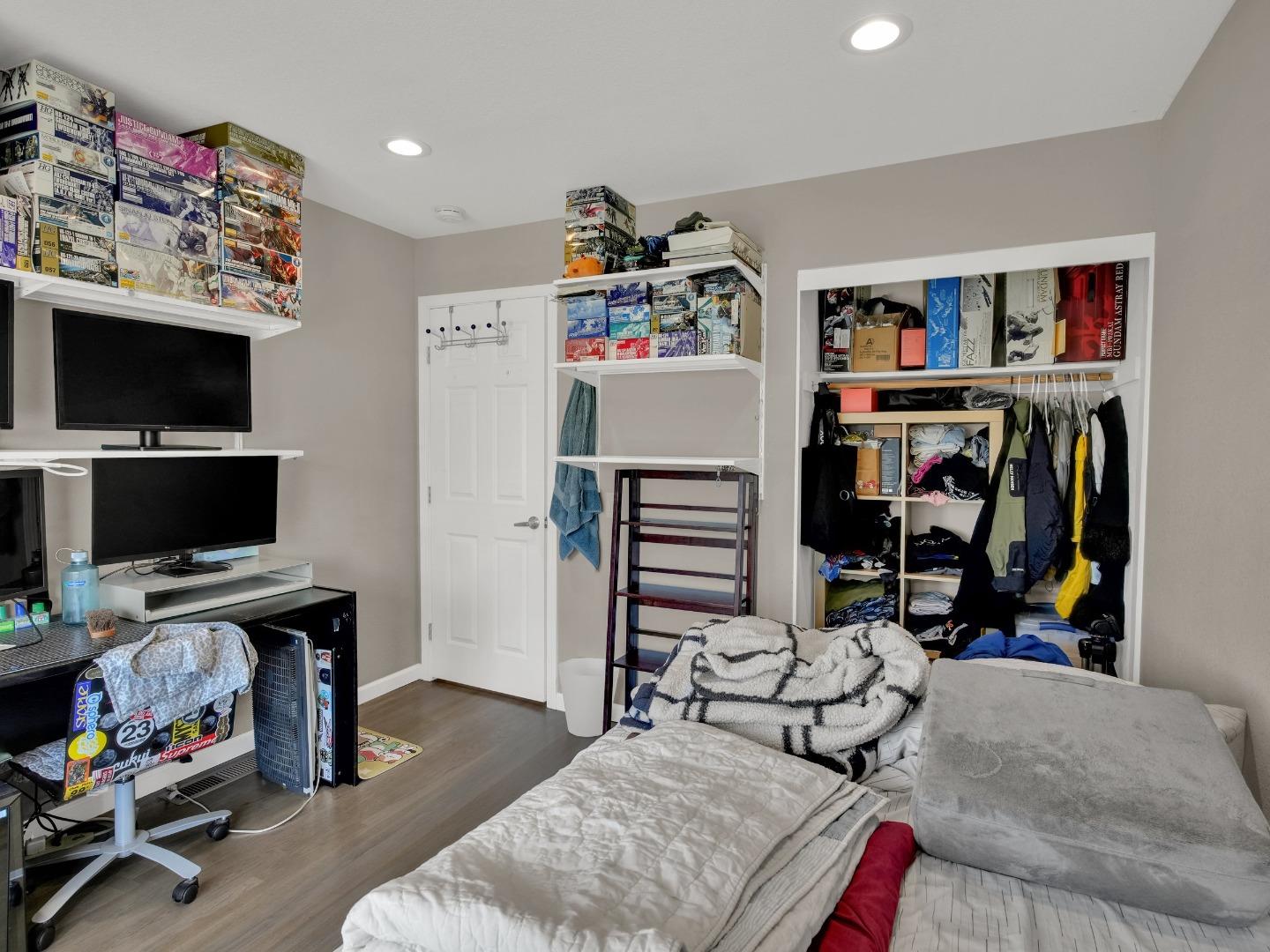 Detail Gallery Image 17 of 28 For 1567 Wilton Rd, Livermore,  CA 94551 - 4 Beds | 3 Baths