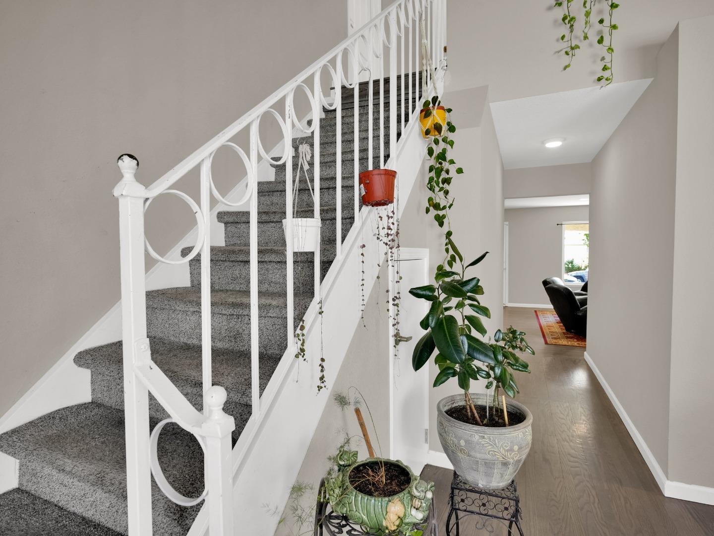 Detail Gallery Image 5 of 28 For 1567 Wilton Rd, Livermore,  CA 94551 - 4 Beds | 3 Baths