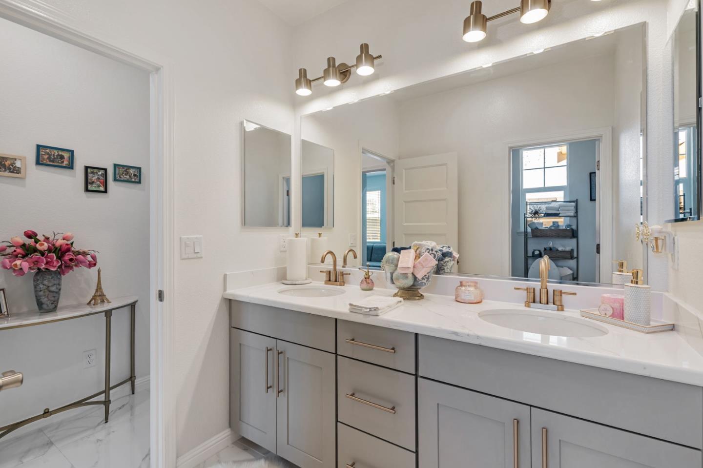 Detail Gallery Image 21 of 28 For 2880 Grayson Ct, Hollister,  CA 95023 - 4 Beds | 2 Baths