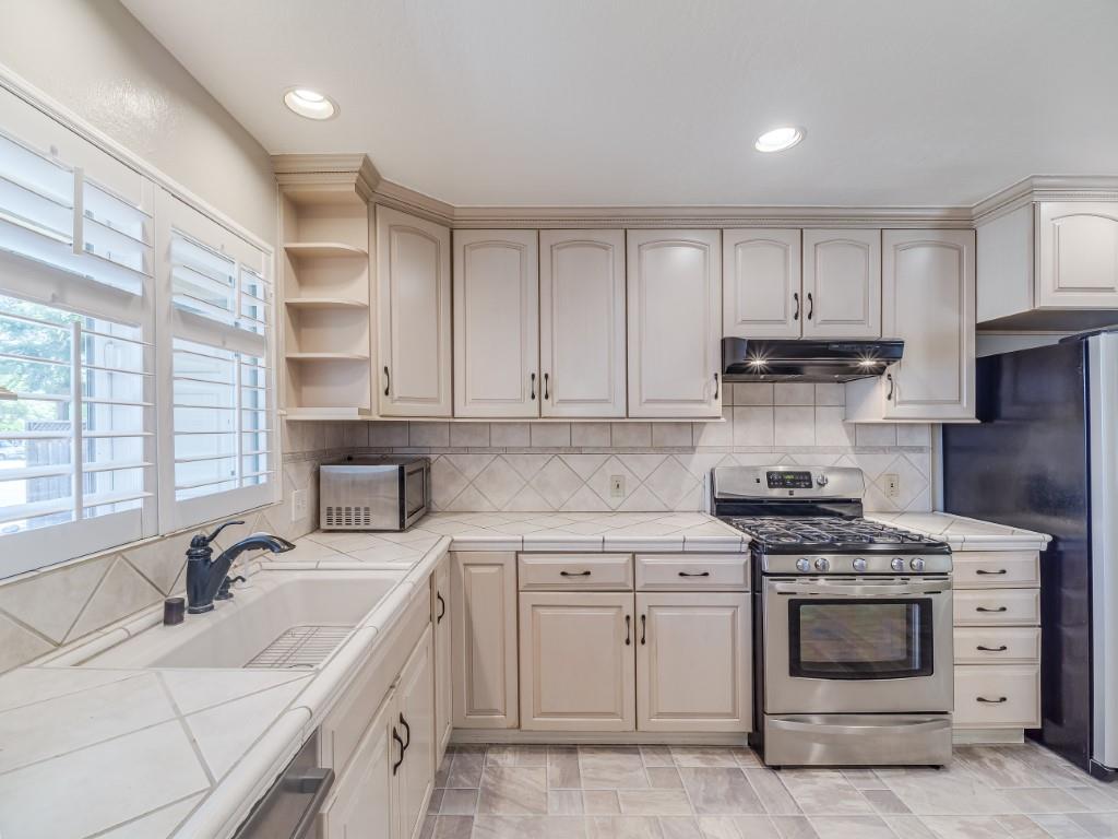 Detail Gallery Image 5 of 39 For 1514 San Joaquin Ave, San Jose,  CA 95118 - 3 Beds | 3 Baths