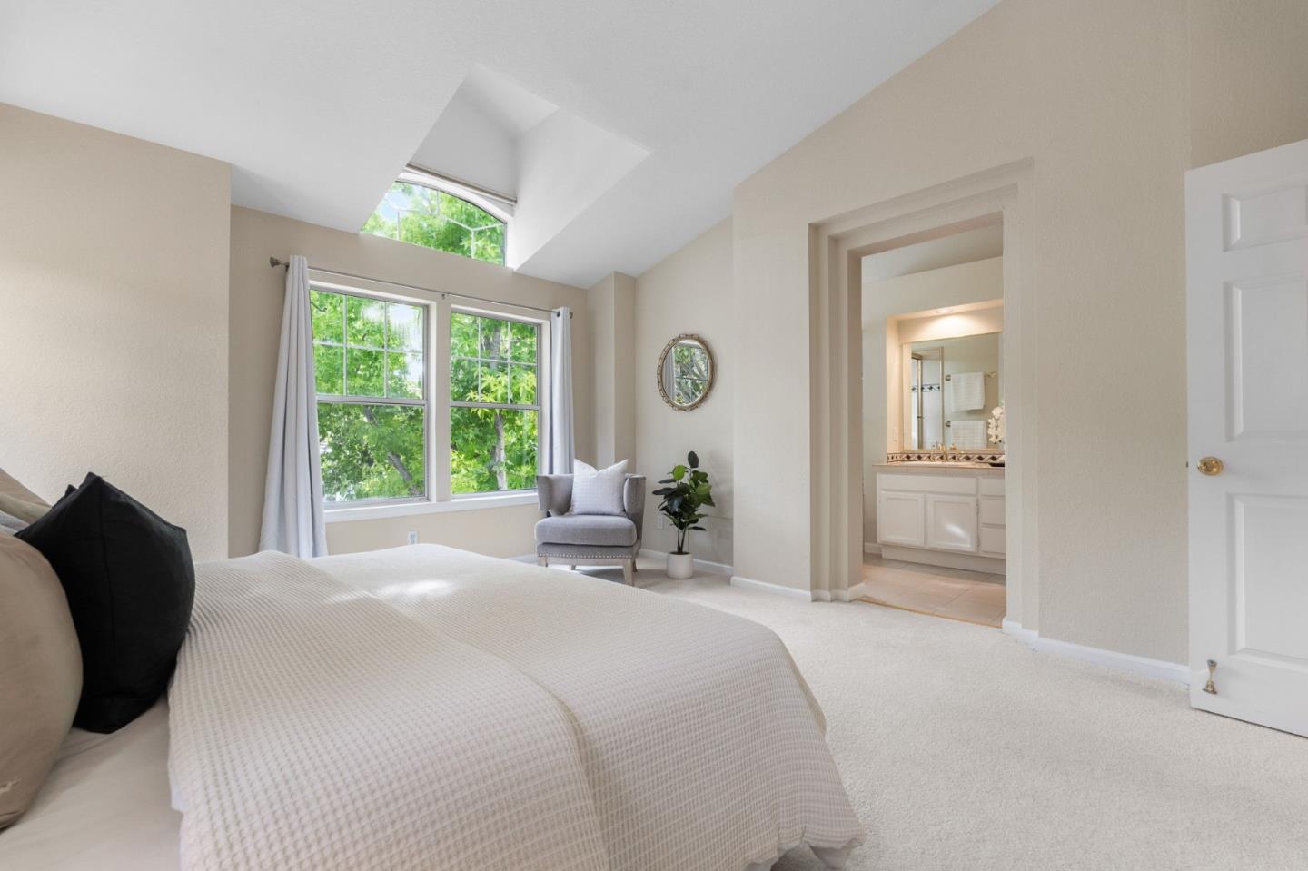 Detail Gallery Image 18 of 39 For 34458 Calgary Ter, Fremont,  CA 94555 - 2 Beds | 2/1 Baths