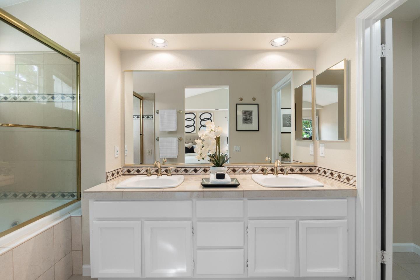 Detail Gallery Image 20 of 39 For 34458 Calgary Ter, Fremont,  CA 94555 - 2 Beds | 2/1 Baths