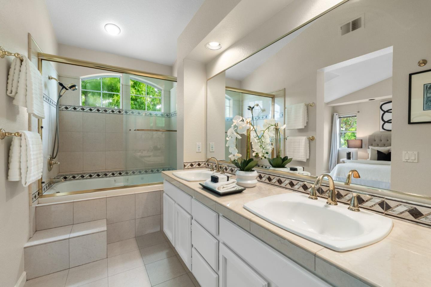 Detail Gallery Image 21 of 39 For 34458 Calgary Ter, Fremont,  CA 94555 - 2 Beds | 2/1 Baths