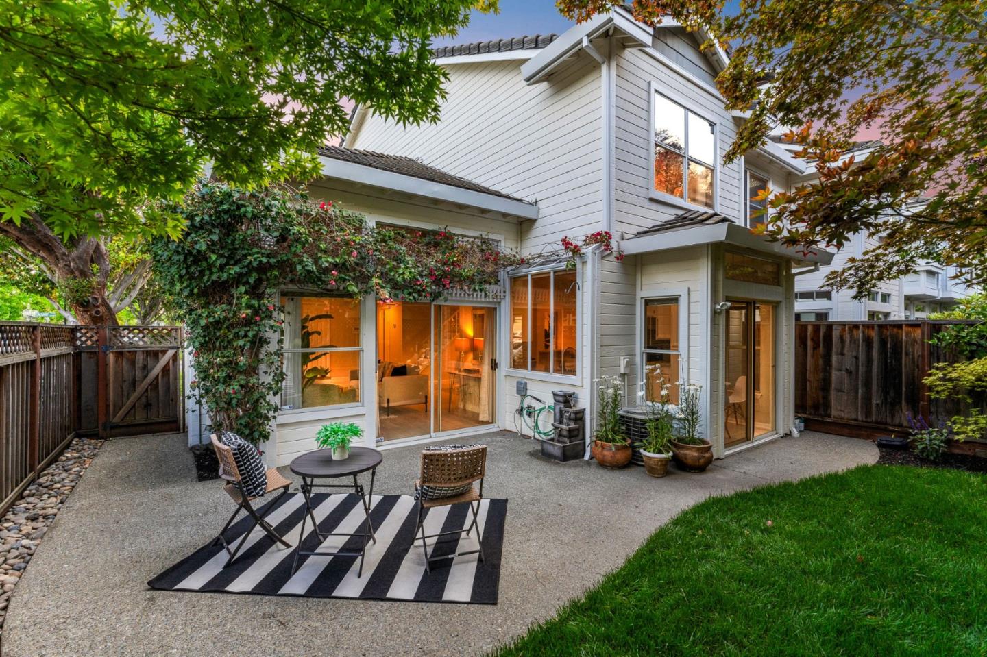 Detail Gallery Image 29 of 39 For 34458 Calgary Ter, Fremont,  CA 94555 - 2 Beds | 2/1 Baths