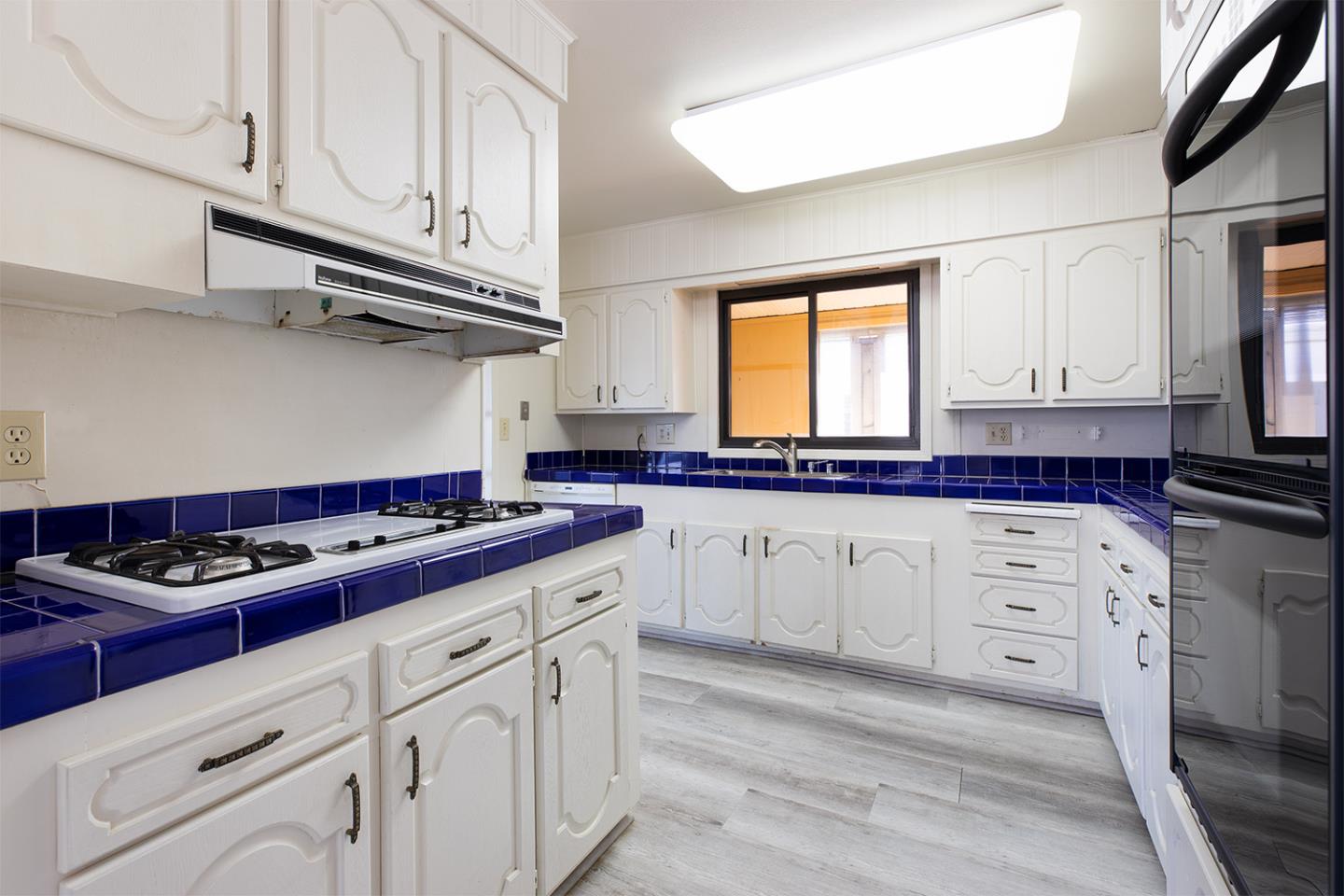 Detail Gallery Image 14 of 31 For 2395 Delaware #59,  Santa Cruz,  CA 95060 - 2 Beds | 2 Baths