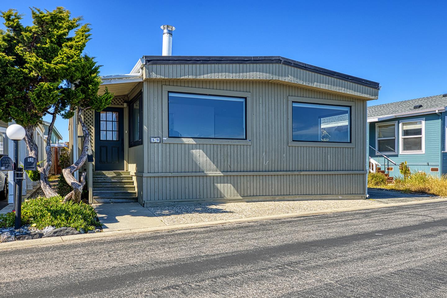 Detail Gallery Image 2 of 31 For 2395 Delaware #59,  Santa Cruz,  CA 95060 - 2 Beds | 2 Baths