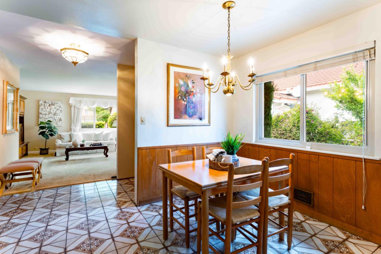 Detail Gallery Image 10 of 26 For 762 Emerson Ct, San Jose,  CA 95126 - 3 Beds | 1/1 Baths