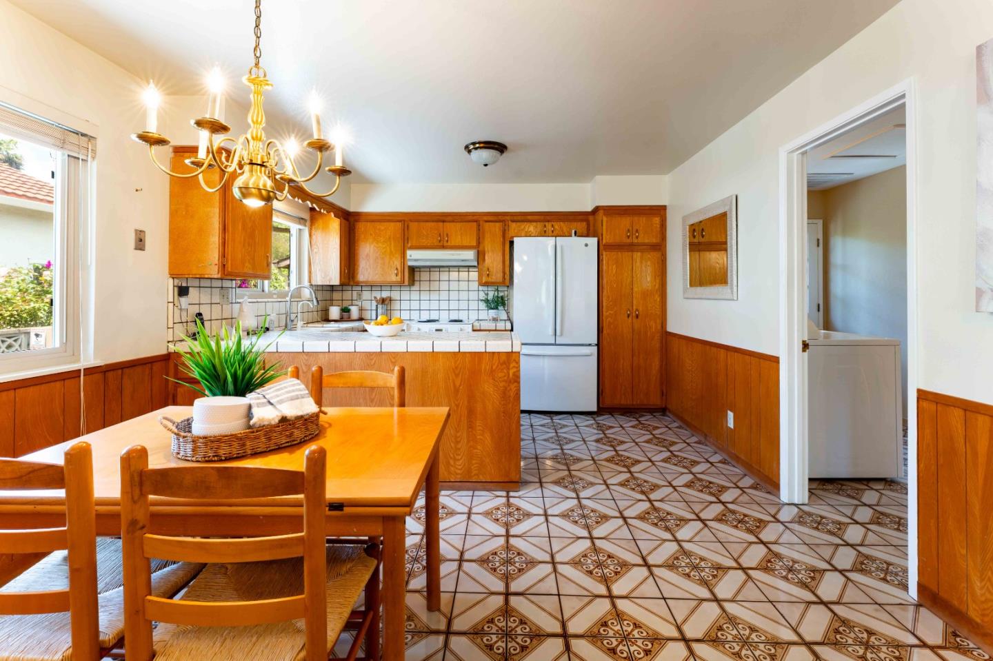 Detail Gallery Image 11 of 26 For 762 Emerson Ct, San Jose,  CA 95126 - 3 Beds | 1/1 Baths